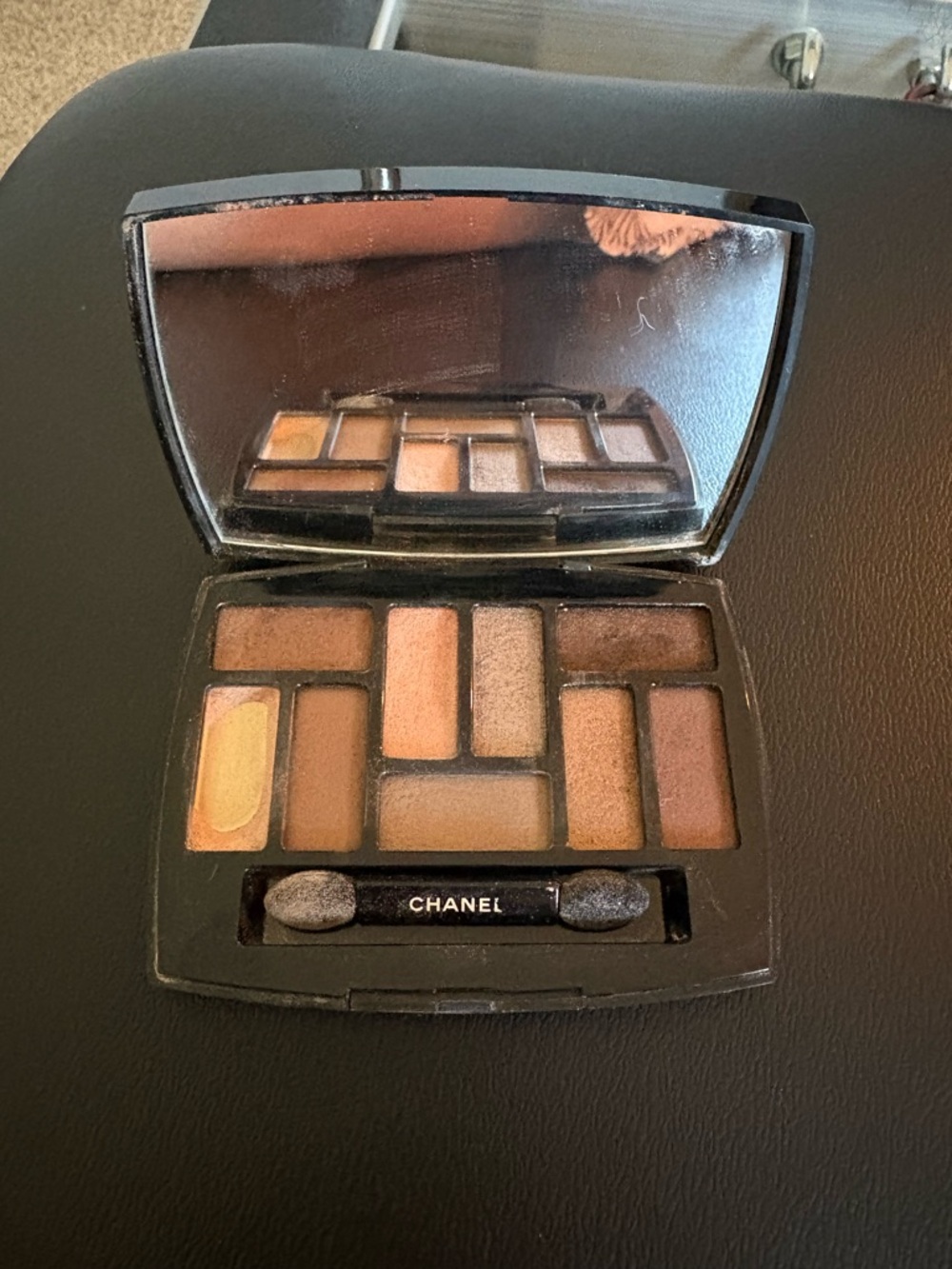 CHANEL Brown & Gold Neutral Eyeshadow Palette
